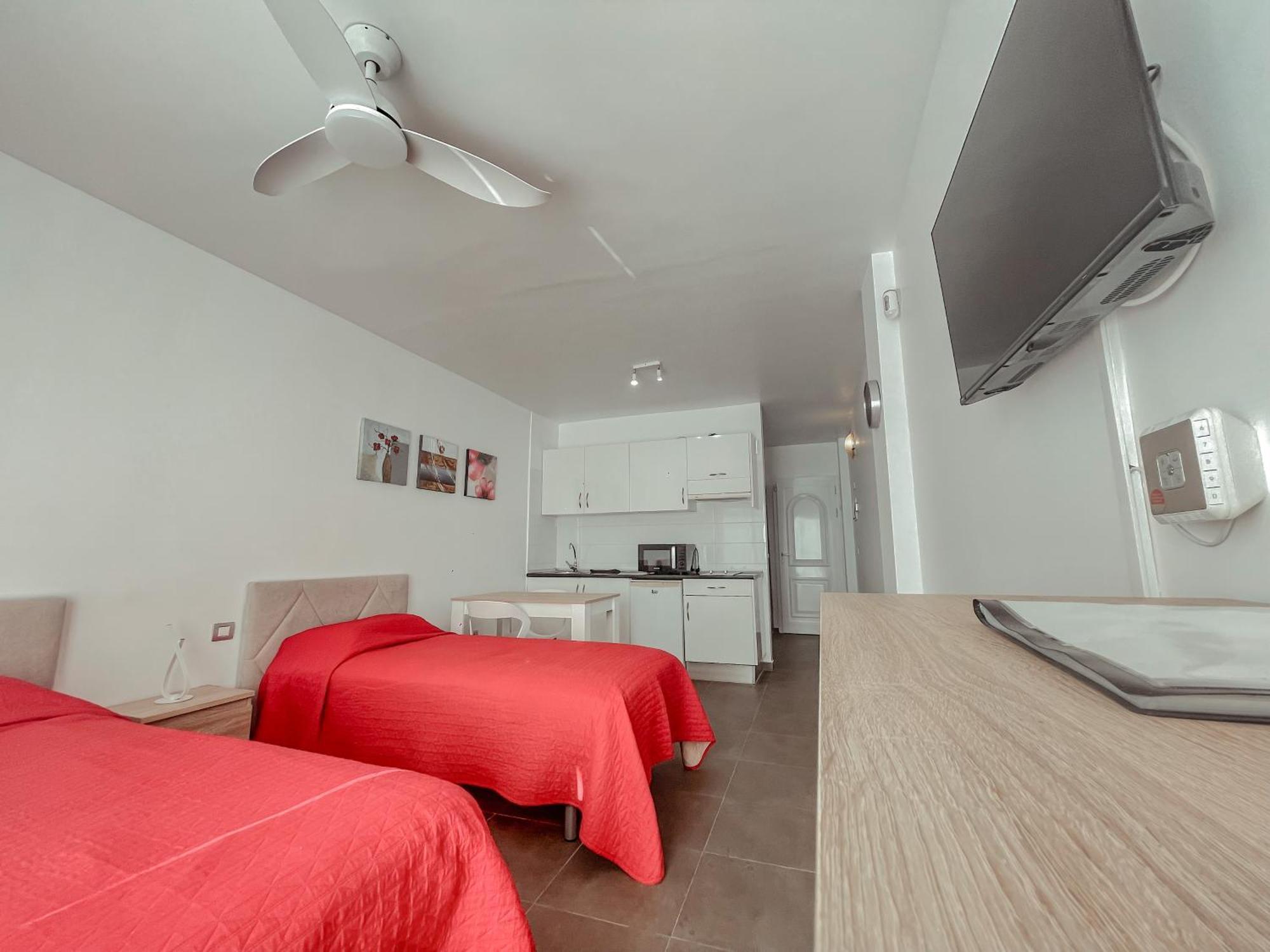 Viktoria Sur Apartment Playa de las Americas  Exterior photo